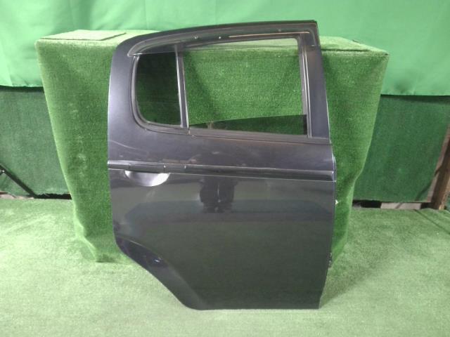 【中古】中古部品 Ｒ２ RC2 右ﾘｱﾄﾞｱ 【3310200100-000020967813300】