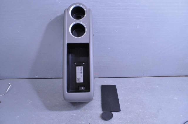 【中古】中古部品 ストリーム RN6 コンソールボックス 【3310580000-240616001377100】