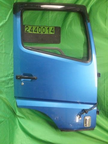 【中古】中古部品 ふそう大型車 FU54VZ 右フロントドア 【3310040100-000244001413100】|e-cleマート