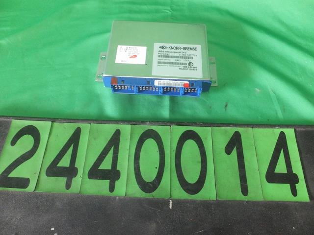 【中古】中古部品 ふそう大型車 FU54VZ ABSｺﾝﾋﾟｭｰﾀｰ 【3310040100-000244001463400】