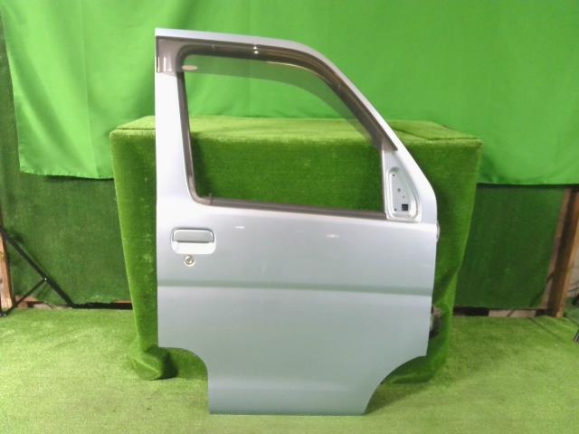 【中古】中古部品 ハイゼットアトレ S330G 右ﾌﾛﾝﾄﾄﾞｱ 【3310200100-000020982213100】