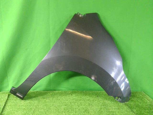 【中古】中古部品 ＡＺワゴン MJ23S 右ﾌﾛﾝﾄﾌｪﾝﾀﾞｰ 【3310200100-000020971910600】