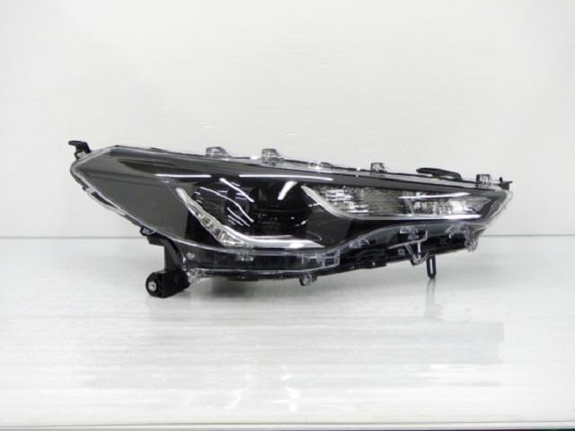 【中古】再生部品 カローラクロス ZSG10 右ﾍｯﾄﾞﾗﾝﾌﾟ 【3380010000-240624501010800】