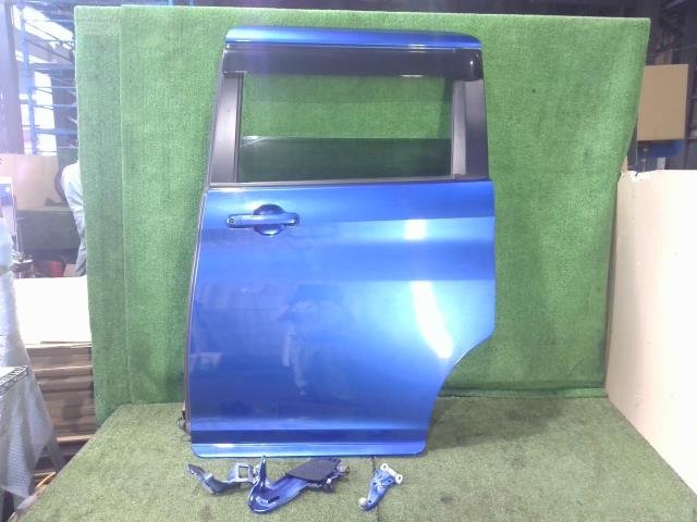 【中古】中古部品 ソリオ MA36S 左ﾘｱﾄﾞｱ 【3260070000-230824000613400】｜e-cleマート 22,727円