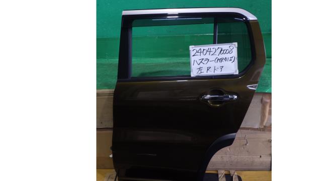 【中古】中古部品 ハスラー MR41S 左ﾘｱﾄﾞｱ 【3330340100-240427000813400】