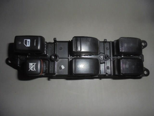 【中古】中古部品 ラウム NCZ20 ﾊﾟﾜｰｳｲﾝﾄﾞｳｽｲｯﾁ 【3310160100-001286925161900】