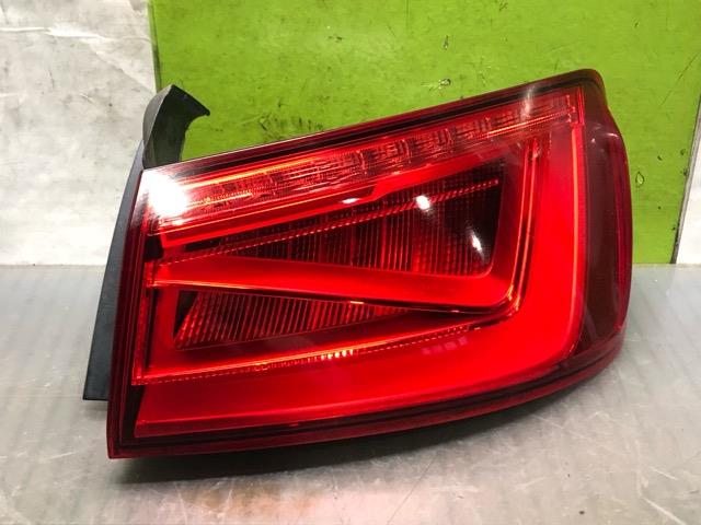 【中古】中古部品 アウディ A3 8VCPTL 右ﾃｰﾙﾗﾝﾌﾟ 【3330530100-000005266415500】