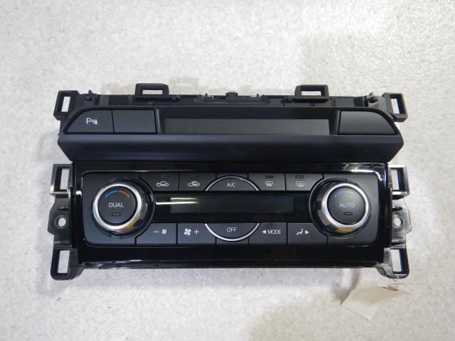 【中古】中古部品 アテンザ GJ2AP A/Cｽｲｯﾁﾊﾟﾈﾙ 【3330810100-240626000660900】