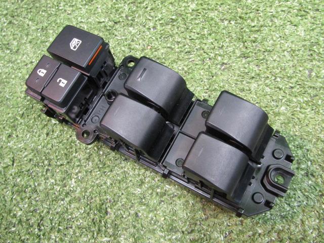 【中古】中古部品 レクサス NX AGZ10 ﾊﾟﾜｰｳｲﾝﾄﾞｳｽｲｯﾁ 【3330200100-230585000061900】