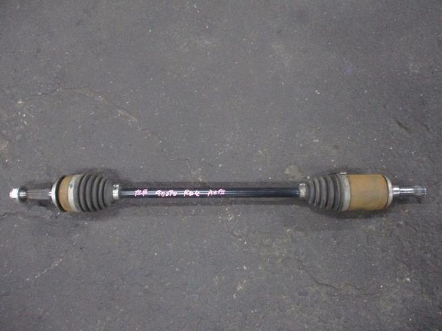 【中古】中古部品 ヴェゼル RU4 左ﾘｱﾄﾞﾗｲﾌﾞｼｬﾌﾄ 【3500080000-240220000642400】