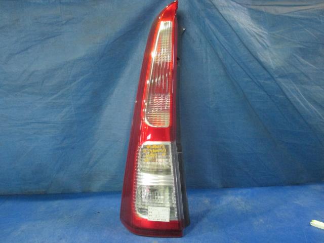 【中古】中古部品 ミラアヴィ L250S 左ﾃｰﾙﾗﾝﾌﾟ 【3310160100-001515820515600】