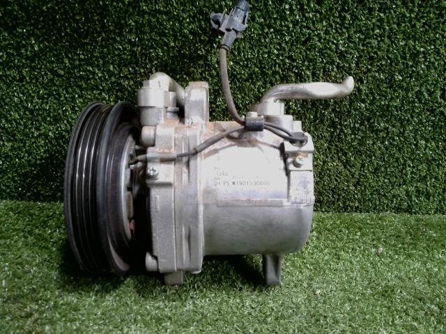 【中古】中古部品 キャリィ DA16T A/Cｺﾝﾌﾟﾚｯｻｰ 【3260300000-240703000460700】