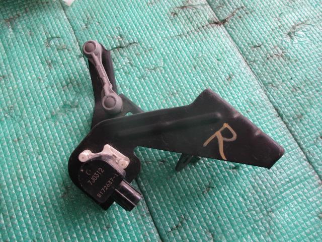 【中古】中古部品 カローラアクシオ NKE165 ﾊｲﾄｺﾝﾄﾛｰﾙｾﾝｻｰ 【3310190100-000244002861460】