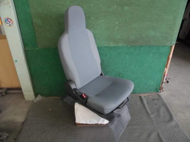 【中古】中古部品 ハイゼット S321V ｱｼｽﾀﾝﾄｼｰﾄ 【3310420000-000002281770600】
