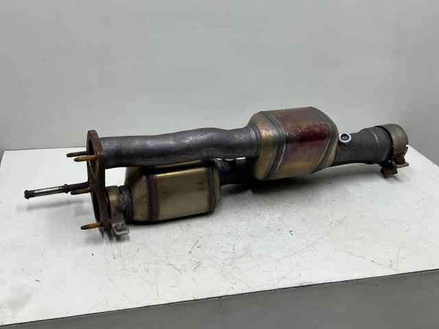 【中古】中古部品 アルファ 159 93932 触媒 【3310070100-0000Y0755022400】