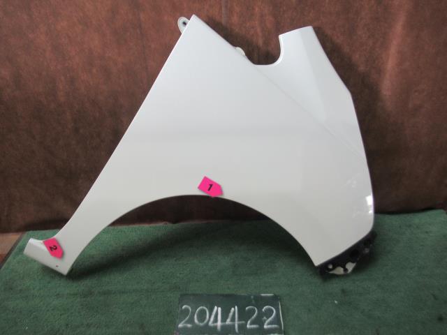 【中古】中古部品 ムーヴ LA100S 右ﾌﾛﾝﾄﾌｪﾝﾀﾞｰ 【3310120100-240621000710600】