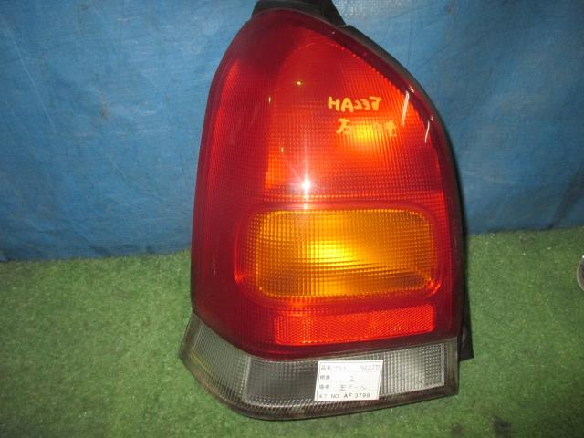 【中古】中古部品 アルト HA23V 左ﾃｰﾙﾗﾝﾌﾟ 【3310160100-001570690715600】