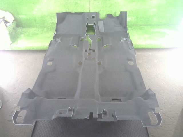 【中古】中古部品 ヴェゼル RV3 ﾌﾛｱﾏｯﾄ 【3330990100-240603000477451】