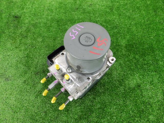 【中古】中古部品 レクサス IS GSE20 ABSアクチュエーター 【3260250000-000024115542500】|e-cleマート