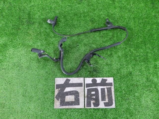 【中古】中古部品 ｉＱ KGJ10 ABSｾﾝｻｰ 【3260250000-000024121563450】