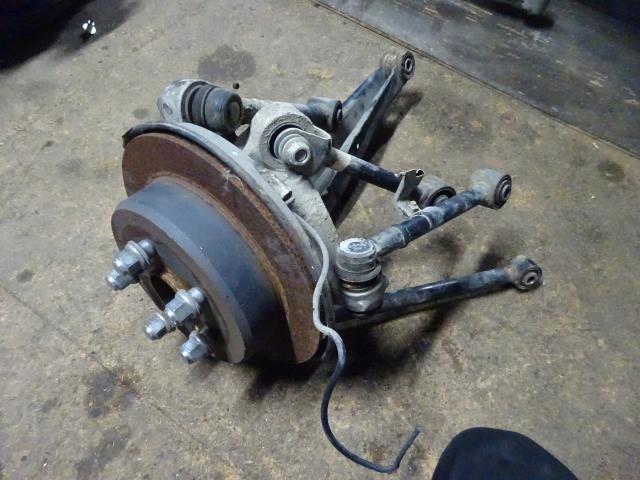 【中古】中古部品 クラウン GRS202 右ﾘｱﾅｯｸﾙﾊﾌﾞ 【3310410000-000213053744410】