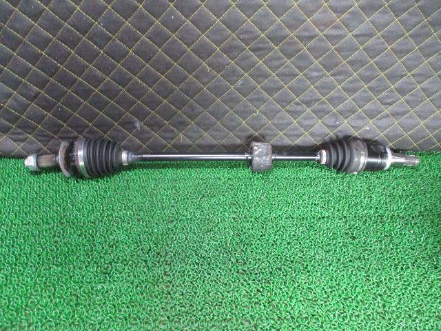 【中古】中古部品 ハスラー MR41S 右ﾌﾛﾝﾄﾄﾞﾗｲﾌﾞｼｬﾌﾄ 【3330660100-000024314442100】