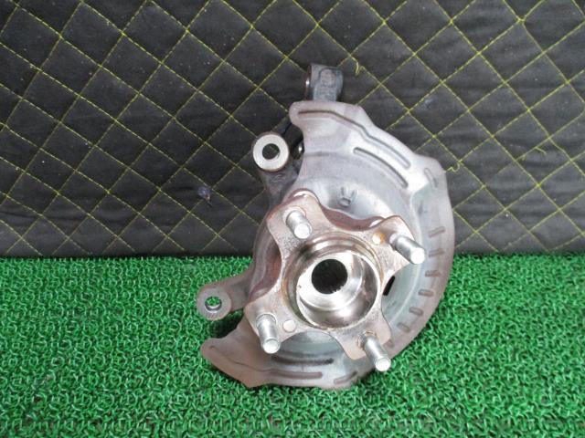 【中古】中古部品 ハスラー MR41S 左ﾌﾛﾝﾄﾅｯｸﾙﾊﾌﾞ 【3330660100-000024314444340】