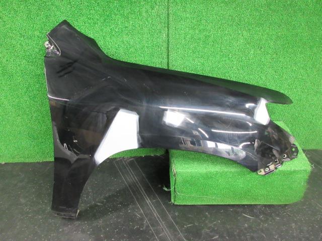 【中古】再生部品 ランドクルーザー URJ202W 右ﾌﾛﾝﾄﾌｪﾝﾀﾞｰ 【3380010000-240711500510600】