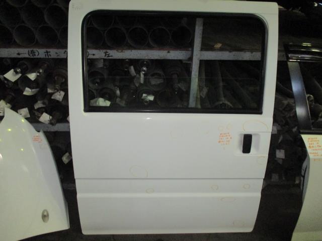 【中古】中古部品 サンバー TV1 右リアドア 【3310160100-001460993613300】|e-cleマート