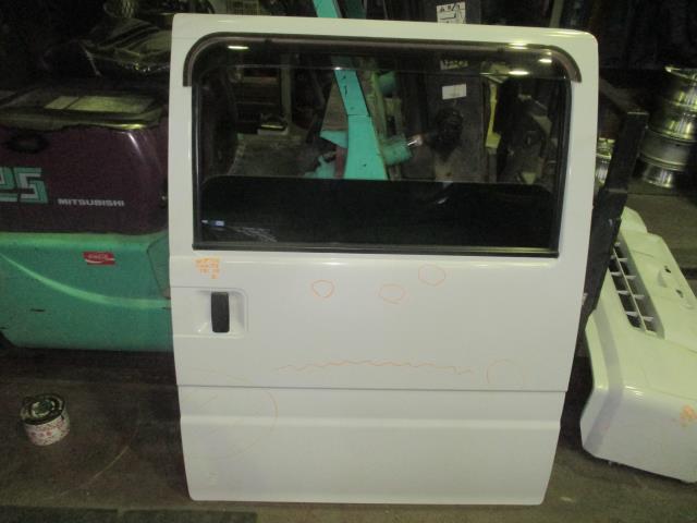 【中古】中古部品 サンバー TV1 左ﾘｱﾄﾞｱ 【3310160100-001627071713400】