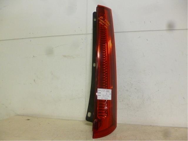 【中古】中古部品 プレオ RA1 右ﾃｰﾙﾗﾝﾌﾟ 【3310160100-001080222815500】