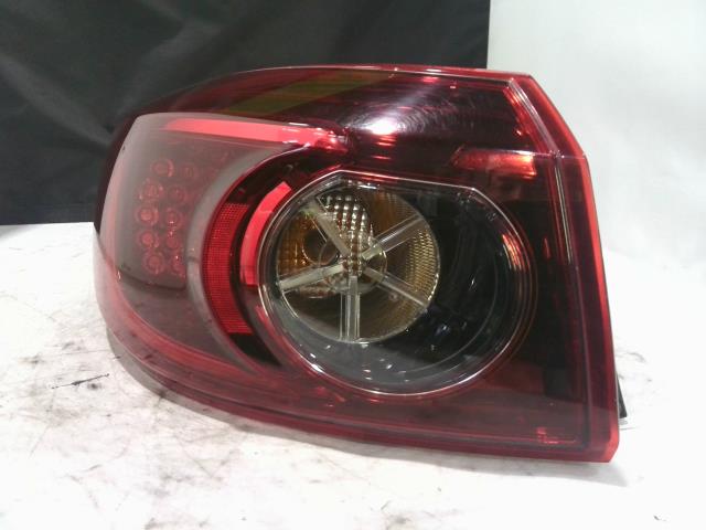 【中古】中古部品 アクセラ BM6FJ 左ﾃｰﾙﾗﾝﾌﾟ 【3260070000-240711000215600】
