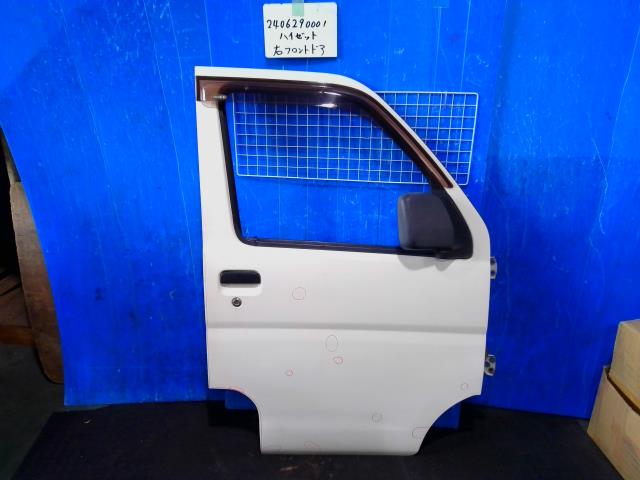 【中古】中古部品 ハイゼット S321V 右ﾌﾛﾝﾄﾄﾞｱ 【3310220100-240629000113100】 11,326円