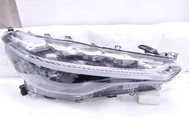 【中古】中古部品 カローラクロス ZSG10 右ﾍｯﾄﾞﾗﾝﾌﾟ 【3260520000-240722501210800】｜e-cleマート