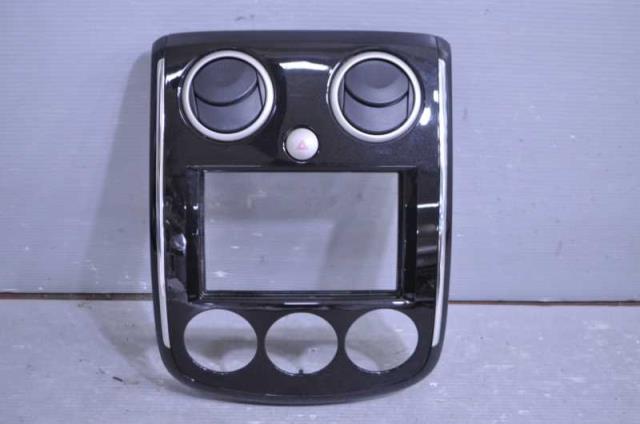 【中古】中古部品 ベリーサ DC5W A/Cスイッチパネル 【3310580000-240720000560900】|e-cleマート
