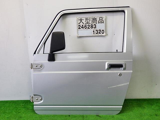 【中古】中古部品 ジムニー JA22W 左ﾌﾛﾝﾄﾄﾞｱ 【3330890100-000024628313200】