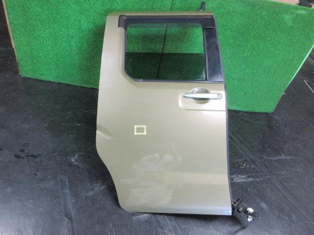 【中古】中古部品 ウェイク LA700S 右ﾘｱﾄﾞｱ 【3380010000-240723500413300】｜e-cleマート