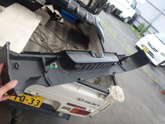 【中古】中古部品 ハイエース TRH200V ﾘｱﾊﾞﾝﾊﾟｰﾌｪｰｽ 【3331010800-000022349615110】