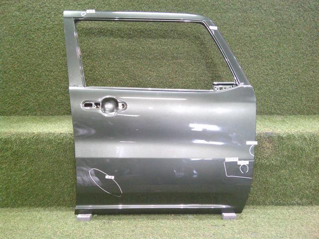 【中古】中古部品 ハスラー MR41S 右ﾌﾛﾝﾄﾄﾞｱ 【3331011000-240724500213100】