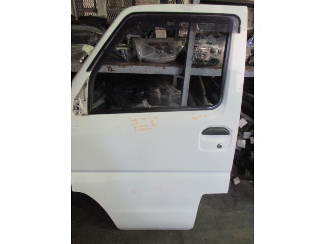 【中古】中古部品 ミニキャブ U61V 左ﾌﾛﾝﾄﾄﾞｱ 【3310160100-001525644813200】 23,925円