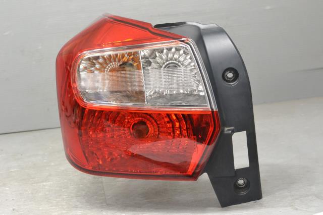 【中古】中古部品 インプレッサ GP3 左ﾃｰﾙﾗﾝﾌﾟ 【3310580000-240724001515600】 7,979円