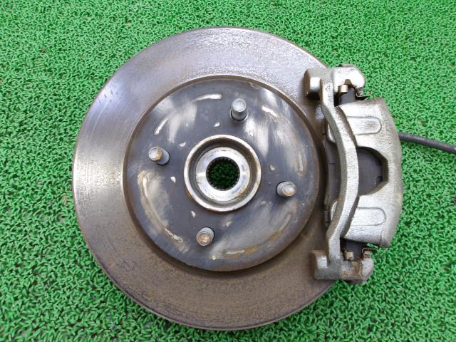 【中古】中古部品 ラティオ N17 右ﾌﾛﾝﾄﾅｯｸﾙﾊﾌﾞ 【3310250100-000243025844310】