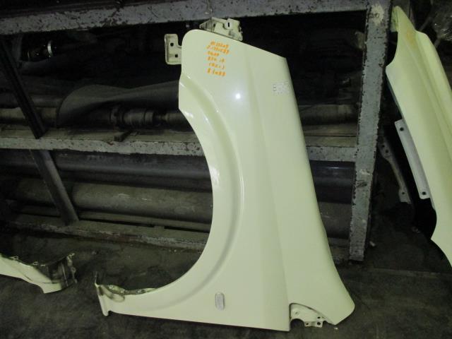 【中古】中古部品 ラフェスタ B30 左ﾌﾛﾝﾄﾌｪﾝﾀﾞｰ 【3310160100-001397931210700】