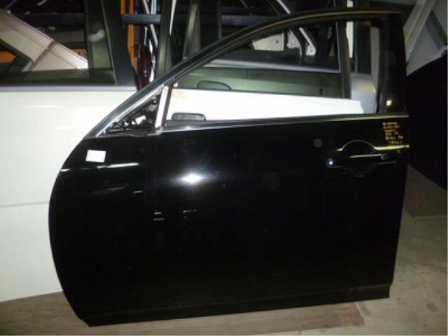 【中古】中古部品 スカイライン V36 左フロントドア 【3310160100-001105259313200】|e-cleマート