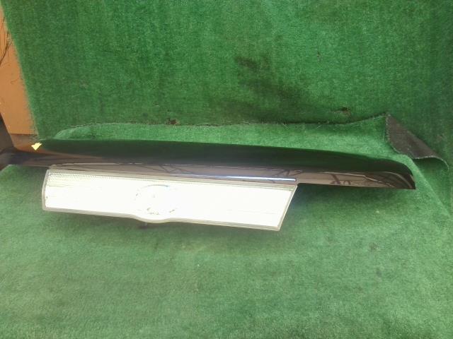【中古】中古部品 タント L375S ﾎﾞﾝﾈｯﾄﾌｰﾄﾞ 【3260240000-240725000110500】