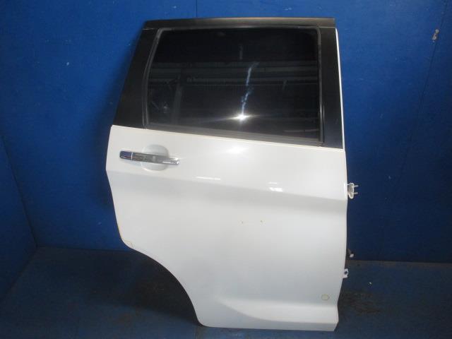 【中古】中古部品 デイズ B21W 右ﾘｱﾄﾞｱ 【3310270100-000014319613300】