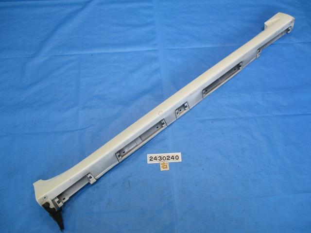 【中古】中古部品 クラウン GWS204 右ｻｲﾄﾞｽﾃｯﾌﾟ 【3310040100-000243024013700】