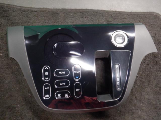 【中古】中古部品 ｅＫスペース B11A A/Cｽｲｯﾁﾊﾟﾈﾙ 【3340140100-000024149560900】