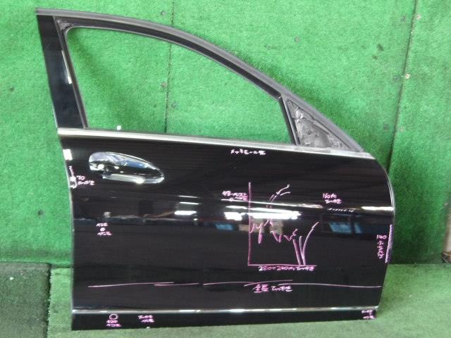 【中古】中古部品 ベンツ Cクラス 204248 右ﾌﾛﾝﾄﾄﾞｱ 【3340220100-000223007613101】