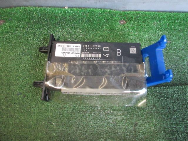 【中古】中古部品 ステラ LA100F ｴﾝｼﾞﾝｺﾝﾋﾟｭｰﾀｰ 【3330560100-240803000863100】